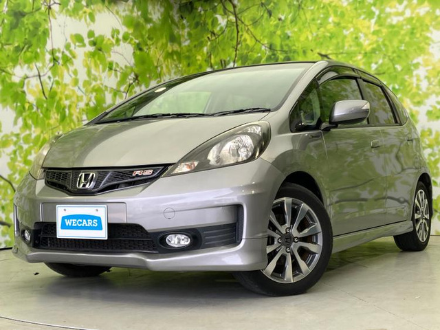 フィット1.5 RS 10thアニバーサリー