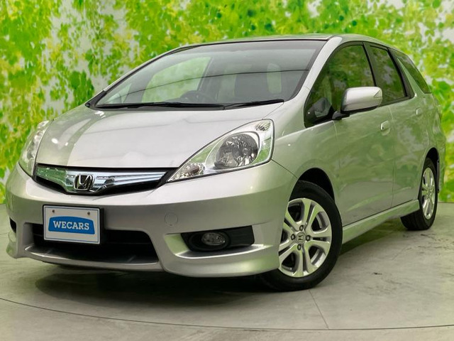 フィットシャトルハイブリッド1.3 ナビプレミアムセレクション