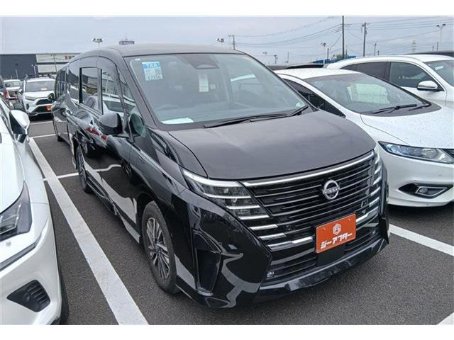 セレナ1.4 e-POWER ルキシオン