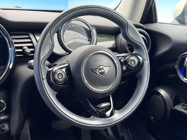 ���n���h�����̃X�������Ȃ��A���ꂢ�ȏ�Ԃ��ێ����Ă���܂��B�e�X�C�b�`���̓�����m�F�ς݂ł��B