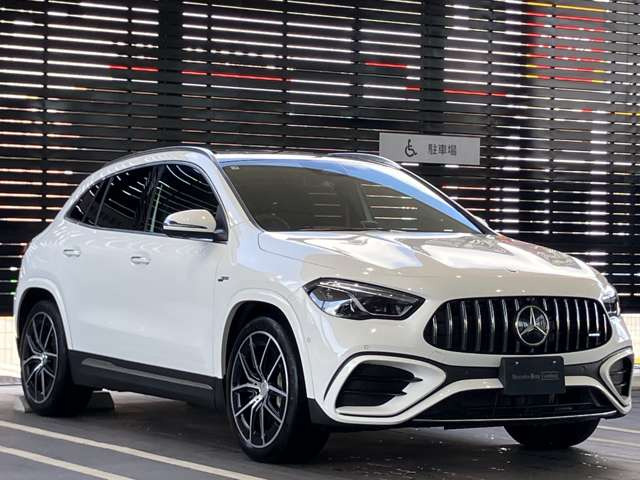GLAクラスAMG GLA35 4マチック 4WD
