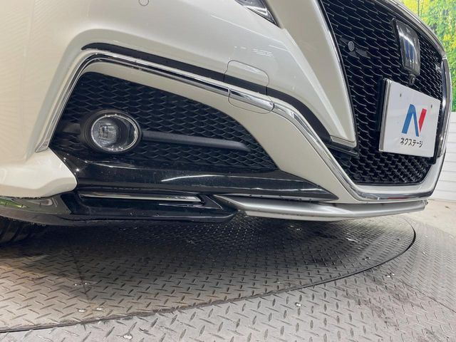 クラウンハイブリッド 2.5 RS アドバンス Four 4WD