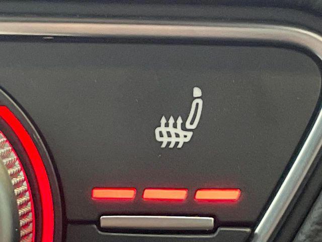 ���t�����g�V�[�g�q�[�e�B���O:�^�]�ȁE����ȋ��ɎO�i�K�Œ��߂��\�ȃV�[�g�q�[�^�[�𑕔����Ă���܂��B�G�߂��킸���K�ɂ��g�p���������܂��B