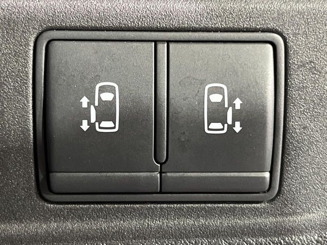 �y�����p���[�X���C�h�h�A�z�X�}�[�g�L�[��^�]�Ȃ̃X�C�b�`�Ō�ȗ����X���C�h�h�A�̊J���\���d��������͂����ăh�A���J����K�v�������A�����Ȃ��q�l�ł��ȒP�ɊJ���߂ł����K�ł���