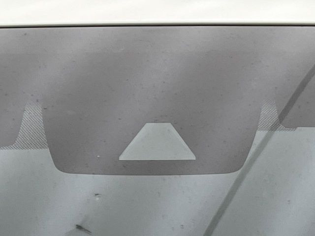 �y�g���^�Z�[�t�e�B�Z���X�z���s���ɑO���̎ԗ�����F�����A�Փ˂������Ȏ��͌x��ƃu���[�L�ŏՓˉ���Ɣ�Q�y�����A�V�X�g�B�����S�Ƀh���C�u�����y���݂��������܂��B