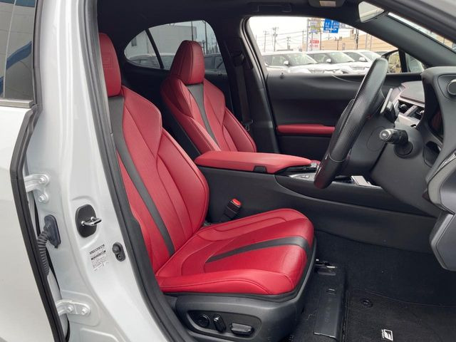 �y��p�X�|�[�c�V�[�g�z�z�[���h���ɗD��A�J�[�u���̑̂������}�����Ă���܂��B�܂��A�̂Ƀt�B�b�g���邩�獘��w�������ɂ����A�����O�h���C�u�⍂�����s�ł����K�ɂ��߂������������܂���