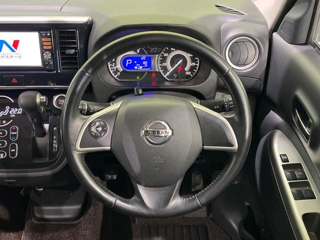 �y�����v�����X�e�A�����O�z�㎿�Ȋv���g�p���邱�ƂŁA��ɂ����������݂ƂĂ��^�]���₷���n���h���ł���