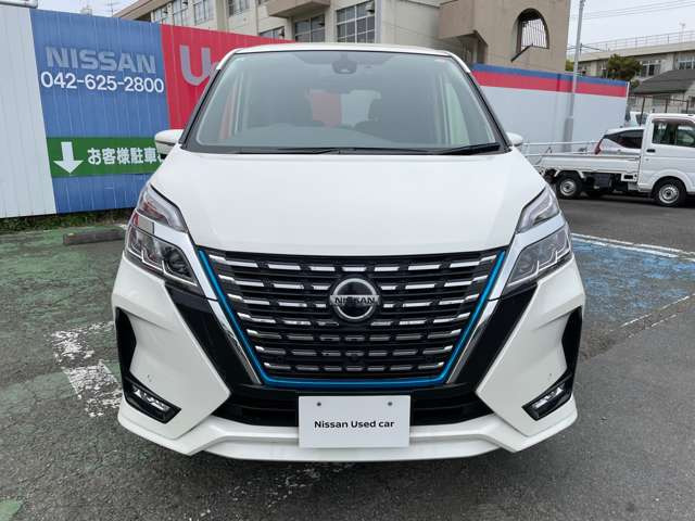 セレナ1.2 e-POWER ハイウェイスターV