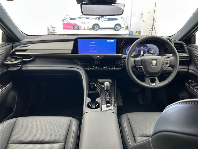 クラウンスポーツ2.5 Z E-Four 4WD