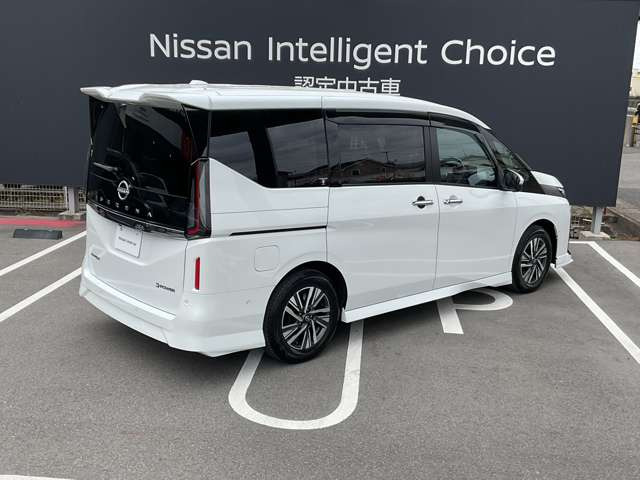 セレナ1.4 e-POWER ルキシオン