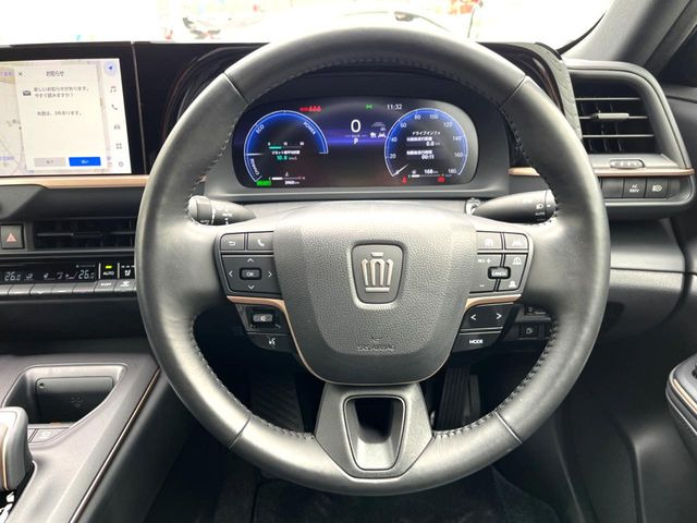 �y�����v�����X�e�A�����O�z�㎿�Ȋv���g�p���邱�ƂŁA��ɂ����������݂ƂĂ��^�]���₷���n���h���ł���