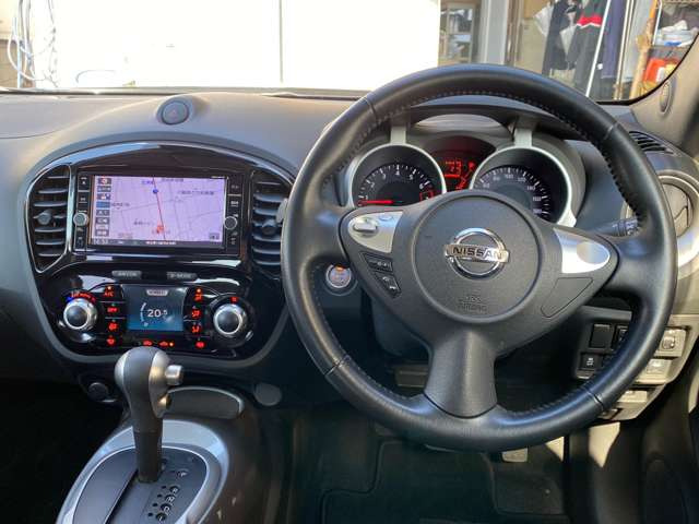 ジューク1.5 15RX V セレクション