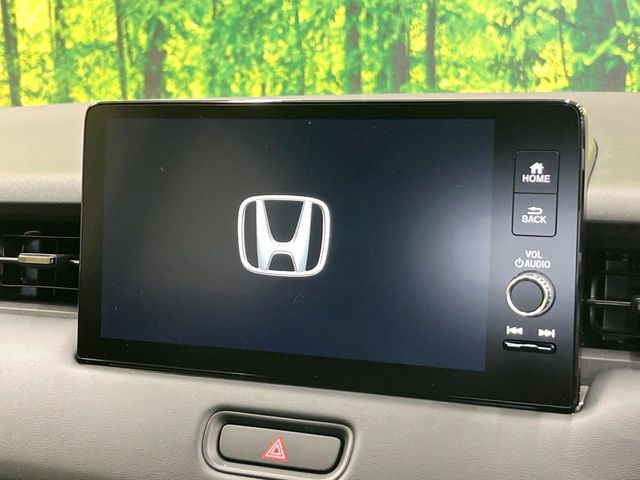 �y�����i�r�z�l�C�̏����i�r�𑕔����Ă���܂��B�i�r�̎g���₷���͂������A�I�[�f�B�I�@�\���[��!�L�����v�◷�s�͂������A�ʋ΂┃�����ȂǕ��i�̃h���C�u���y�����Ȃ�͂���