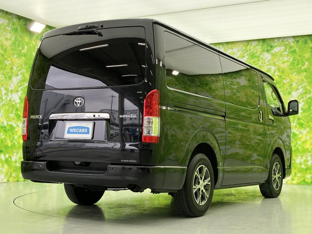 ハイエースバン