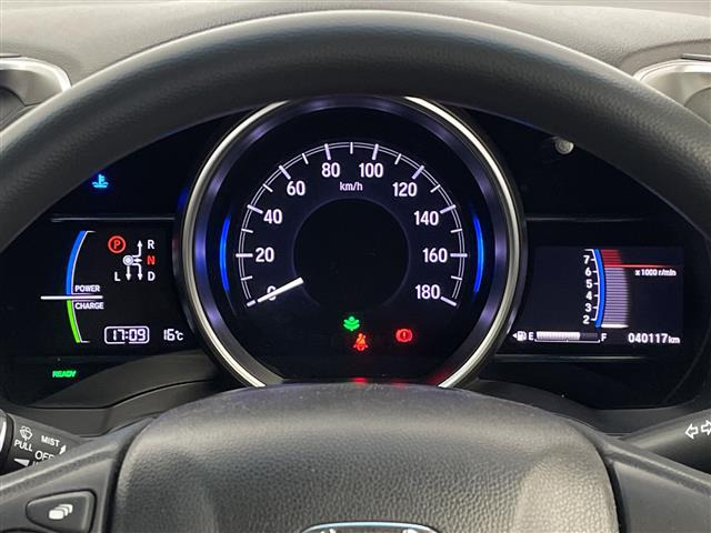 フィット1.5 ハイブリッド F