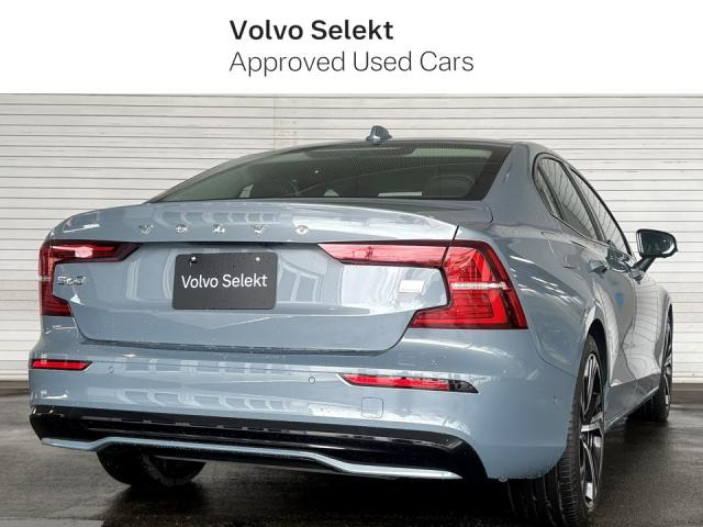 S60リチャージ PHEV T6 AWD アルティメット 4WD