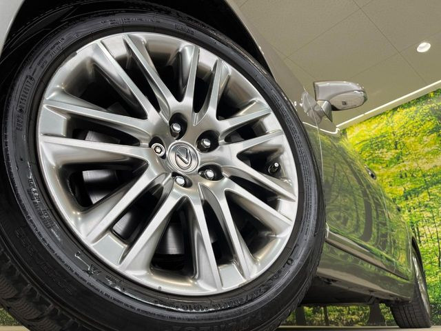 �y�����I�v�V����19�C���`�A���~�z�C�[���z�����I�v�V�����z�C�[���𑕒��B���s���\�̌���ɉ����A�O�ς����X�^�C���b�V���ɂȂ��Ă��܂��B