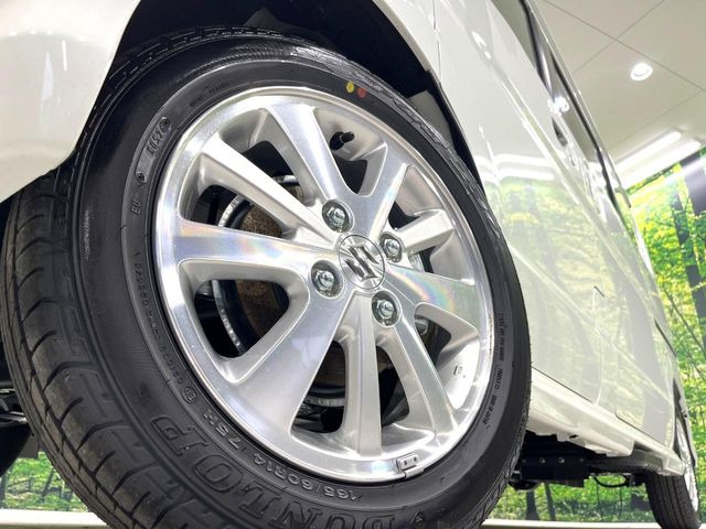 �y����14�C���`�A���~�z�C�[���z�O�ςɃ}�b�`���������A���~�z�C�[���𑕒����Ă���܂��B�e��ЊO�A���~�z�C�[����A�X�^�b�h���X�^�C�����戵�����Ă���܂��B���񂲑��k����������