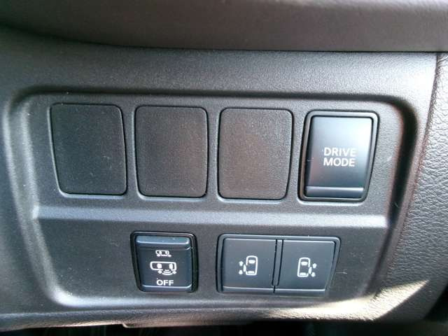 セレナ1.2 e-POWER ハイウェイスターV