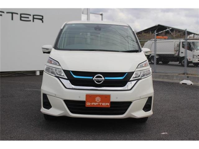 セレナ1.2 e-POWER XV