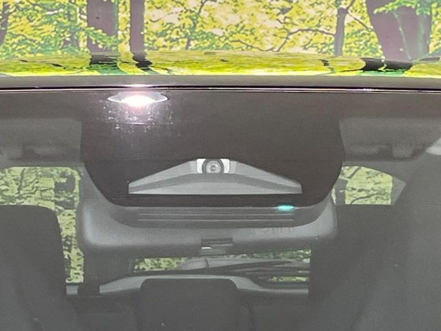 �y�g���^�Z�[�t�e�B�Z���X�z���s���ɑO���̎ԗ�����F�����A�Փ˂������Ȏ��͌x��ƃu���[�L�ŏՓˉ���Ɣ�Q�y�����A�V�X�g�B�����S�Ƀh���C�u�����y���݂��������܂��B