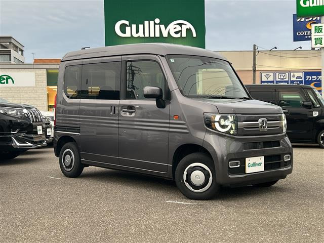 N-VAN+スタイル ファン ターボ  4WD