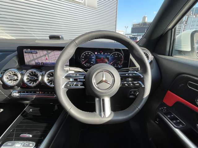 GLAクラスGLA200 d 4マチック アーバン スターズ 4WD