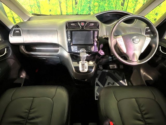 セレナ2.0 ハイウェイスター Vセレクション+Safety II S-HYBRID