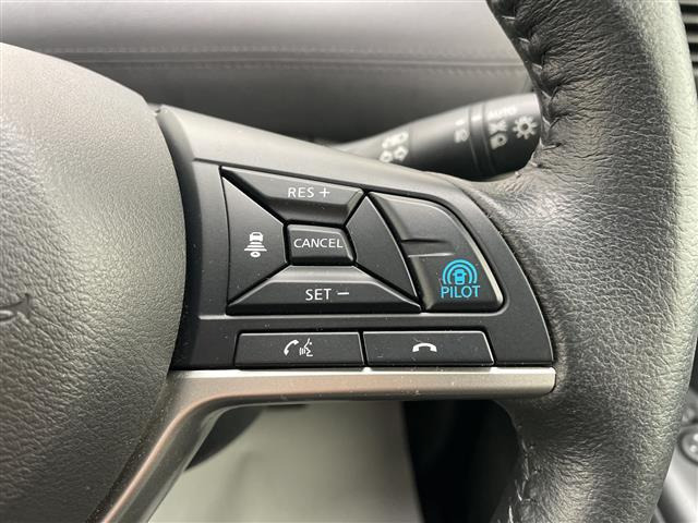 セレナ1.2 e-POWER ハイウェイスターV