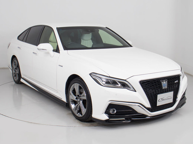 フルエアロが装着されています!お好みはいかがですか?今付いているデザイン以外にも、各ブランドのエアロを格安にてお取付け出来ます!又、エアロを外してノーマル状態にする事も出来ます!!