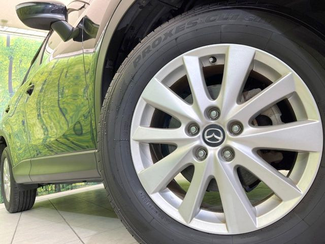 �y����17�C���`�A���~�z�C�[���z�O�ςɃ}�b�`���������A���~�z�C�[���𑕒����Ă���܂��B�e��ЊO�A���~�z�C�[����A�X�^�b�h���X�^�C�����戵�����Ă���܂��B���񂲑��k����������