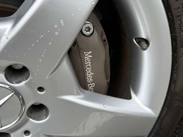 ���q�l�̈��S����ɍl���A���Ђɂ�24���ԃ��[�h�T�[�r�X���s���Ă���܂��B