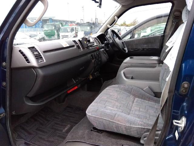 ハイエース2.7 グランドキャビン