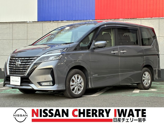 セレナ2.0 ハイウェイスターV 4WD