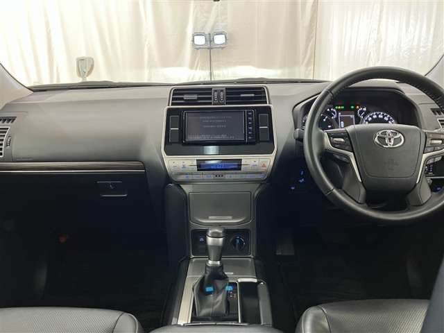 ランドクルーザープラド2.8 TX Lパッケージ マットブラック エディション ディーゼル 4WD