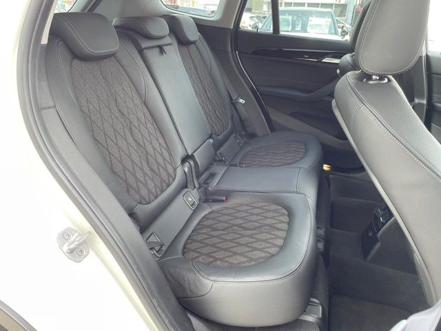 ���㕔���Ȃ��C�ɂȂ�悤�ȃL�Y�E�����ւ��蓙�A�傫�ȃ_���[�W�͂Ȃ��A�ǍD�ȏ�Ԃł��B