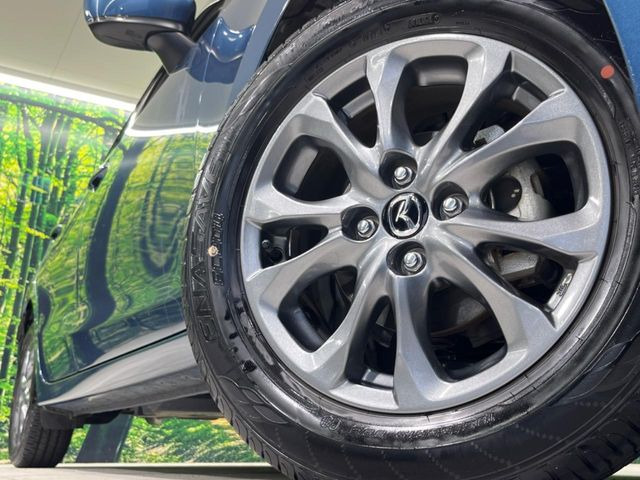 �y����15�C���`�A���~�z�C�[���z�O�ςɃ}�b�`���������A���~�z�C�[���𑕒����Ă���܂��B�e��ЊO�A���~�z�C�[����A�X�^�b�h���X�^�C�����戵�����Ă���܂��B���񂲑��k����������