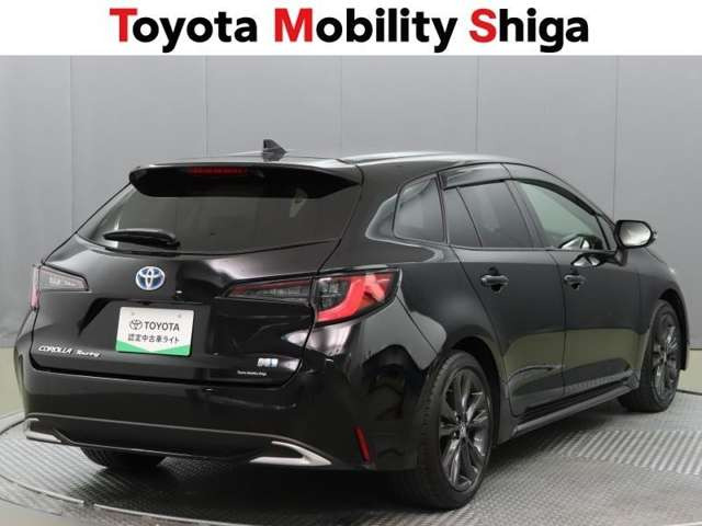 カローラツーリング1.8 ハイブリッド W×B