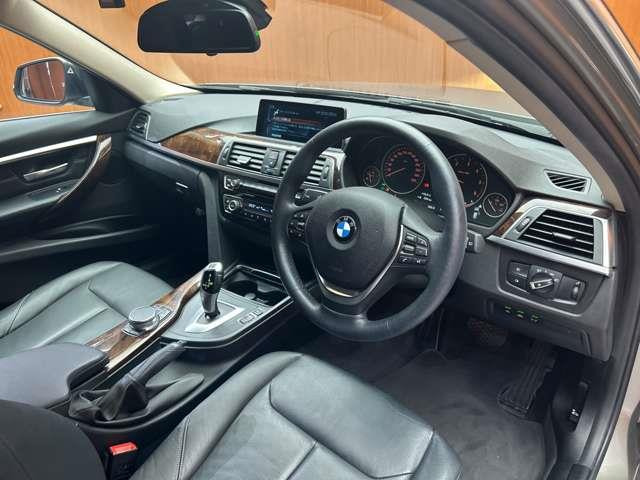 3シリーズツーリング320d ラグジュアリー