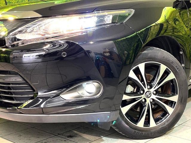 �yLED�w�b�h���C�g�z���V����ԑ��s�����ǍD�Ȏ��E���m�ۂ����S���ĉ^�]�ł��鍂�P�xLED�w�b�h���C�g�𑕔�!�_�����x�������A����d�͂��}�����Ă��܂��B