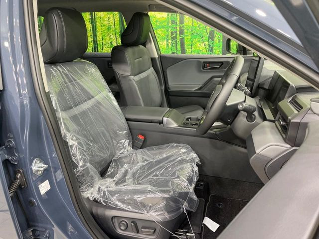 もちろん車内はキレイです♪よりクリーンな状態をキープしたいお客様には『ナノゾーンコート』がおすすめ!新型コロナウイルス対策や、除菌・消臭に効果を発揮し多くの方にご好評いただいております。