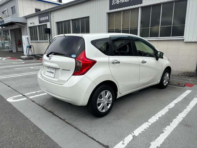 ノート1.2 X FOUR 4WD