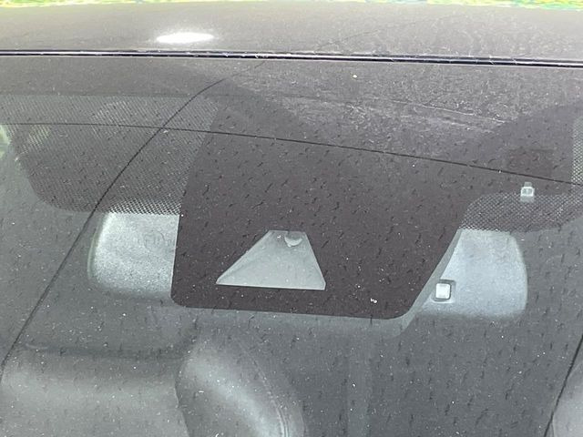 �y�v���N���b�V���Z�[�t�e�B�z�O���̎ԗ��������m���A�Փ˂������Ȏ��͌x��Œ��ӂ𑣂��A�u���[�L�𓥂ޗ͂��T�|�[�g�B�u���[�L�𓥂߂Ȃ������ꍇ�͏Փ˔�Q�y���u���[�L���쓮�A�Փˉ�����T�|�[�g���܂��B