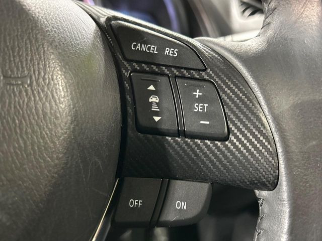 �y�N���[�Y�R���g���[���z�������H�����N���N���s�B�A�N�Z���𗣂��Ă���葬�x�ő��s���ł��A�������^�]���̕��S���y��!�����E�������ȒP�ȃX�C�b�`����Œ����ł��܂��B