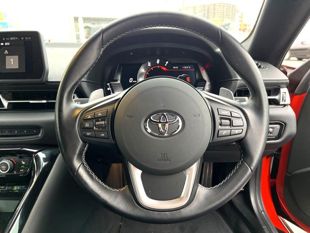 �y�����v�����X�e�A�����O�z�㎿�Ȋv���g�p���邱�ƂŁA��ɂ����������݂ƂĂ��^�]���₷���n���h���ł���