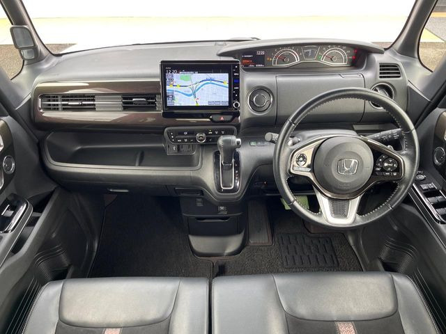 N-BOXカスタムG L ターボ ホンダセンシング