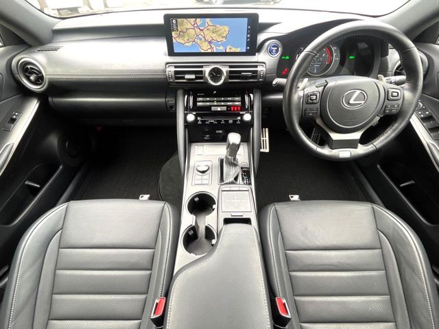 IS300h Fスポーツ