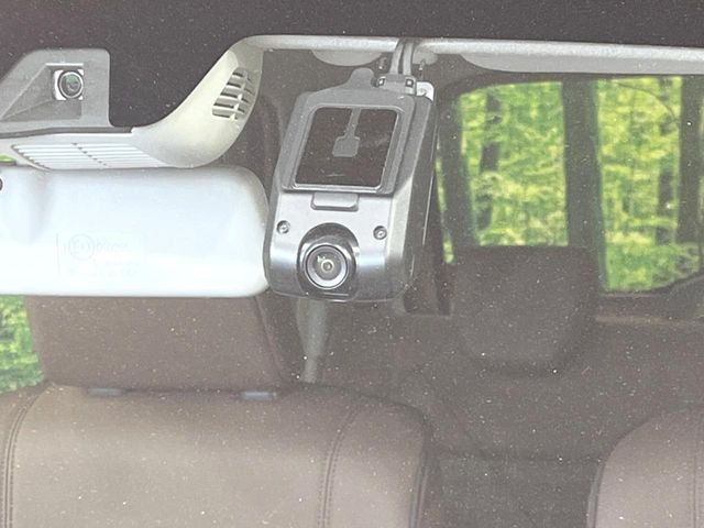 �y�h���C�u���R�[�_�[�z�h���C�u���R�[�_�[����!���s���͂������A������^�]�⎖�̂ɑ��������ہA�f���ŋL�^���A����̃��X�N�ɔ����܂��B���L�^�pSD�J�[�h�͂��q�l�����g�ł��������������K�v������܂��B