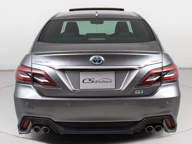 フルエアロが装着されています!お好みはいかがですか?今付いているデザイン以外にも、各ブランドのエアロを格安にてお取付け出来ます!又、エアロを外してノーマル状態にする事も出来ます!!