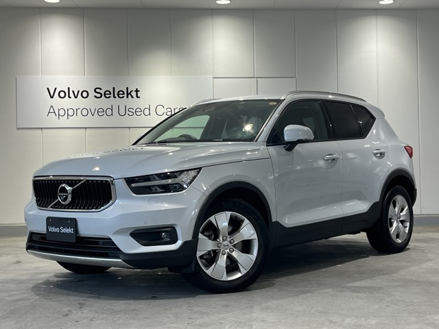 XC40B4 AWD モメンタム 4WD